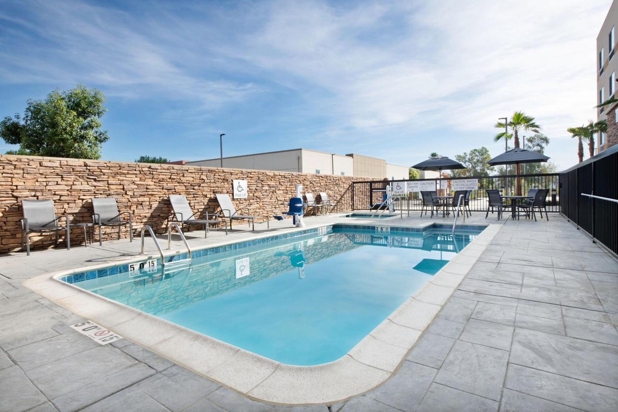 Fairfield By Marriott Inn & Suites Chino Luaran gambar